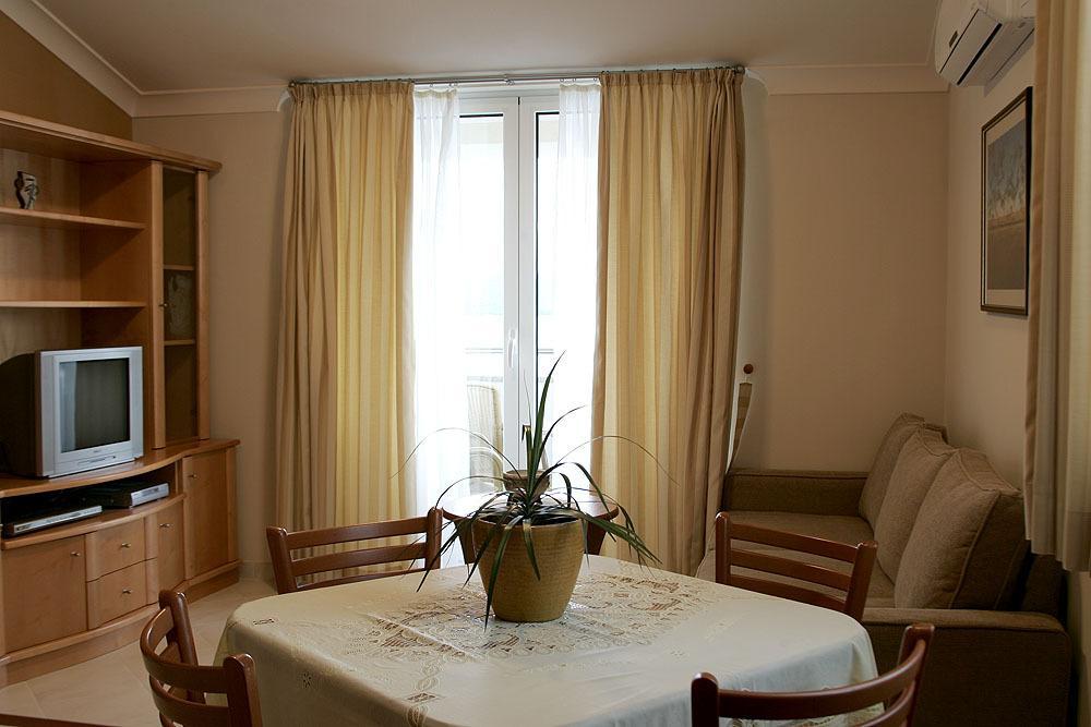 Villa Koala Apartments Zaboric Quarto foto